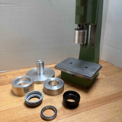 Bearing assembly fixture for two unique SKUs